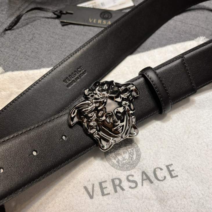 Picture of Versace Belts _SKUfw144942829fw
